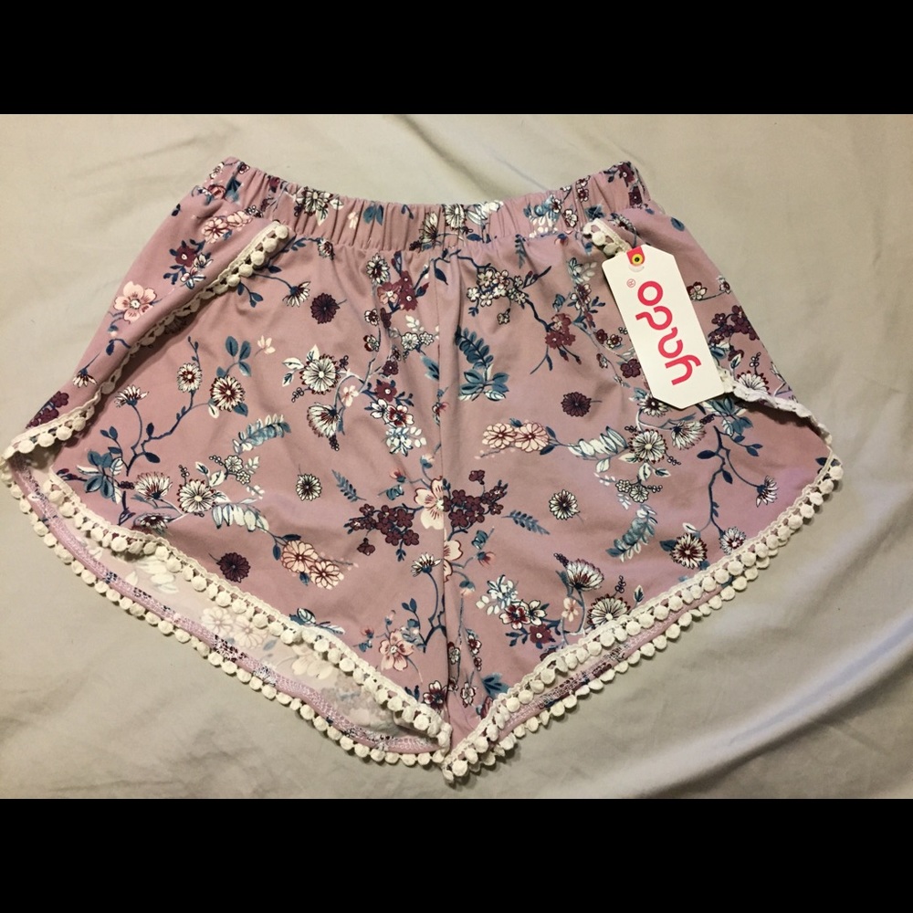 Women’s Small Fashion Shorts